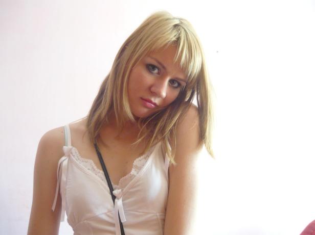 Alexandra - Interviu - I